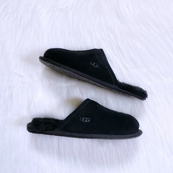 UGG Women’s Pearle Slippers In Black - Picture 6 of 8
